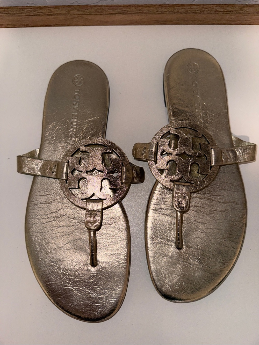 Tory Burch Metallic Leather Miller Thong Sandals - Gold - Picture 4 of 4